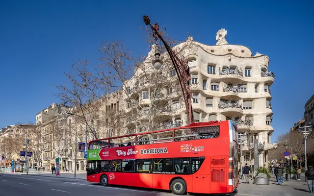 Barcelona City Tour: billete de 24 horas de autobús Hop-On Hop-Off
