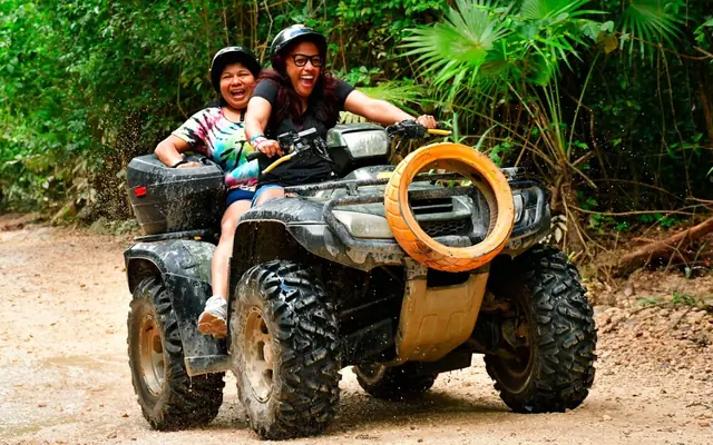 ATV, tirolina y cenote: medio día con transporte
