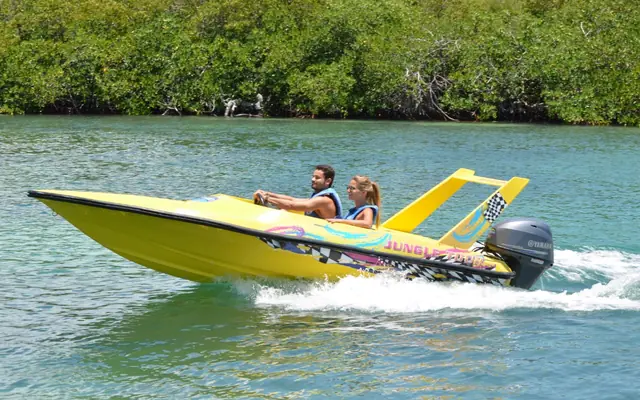 Jungle Tour en lancha motora y esnórquel en Cancún + tasa de embarcadero