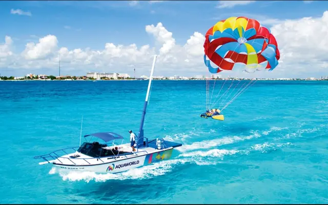 Parasailing Skyrider en Cancún