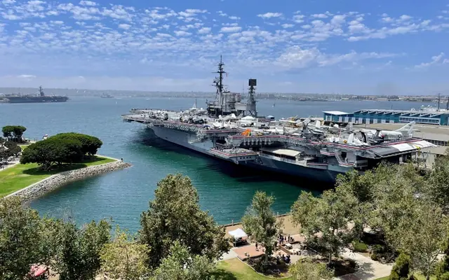 Museo Naval del Portaaviones USS Midway